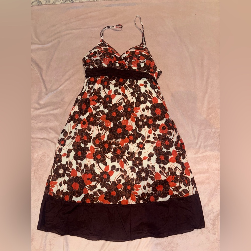 woman’s small floral dress